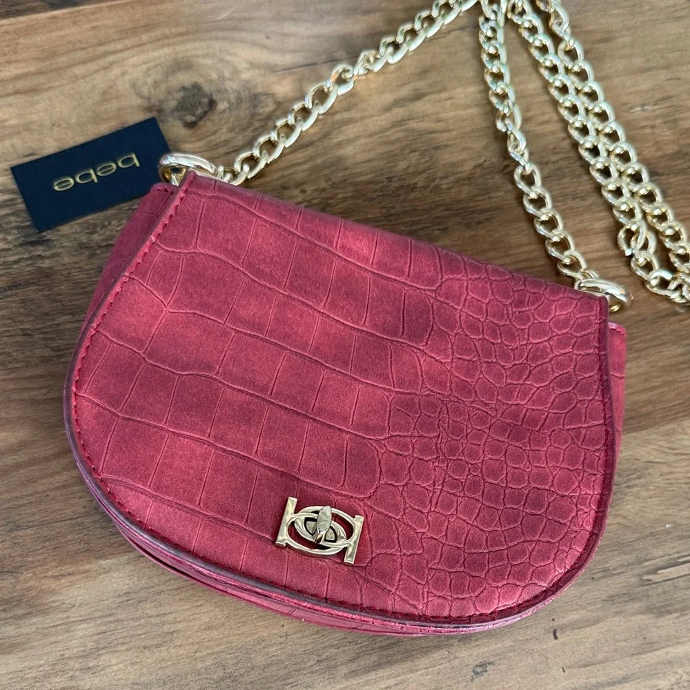 *BEBE* Michelle Mini Saddle Bag Crossbody Chain Strap Shoulder Purse - NEW - Picture 1 of 11